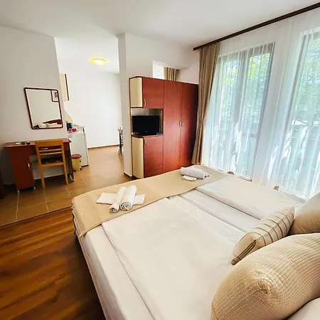 Family Helios Гостевой дом Солнечный берег