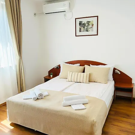 Family Helios Affittacamere Sunny Beach