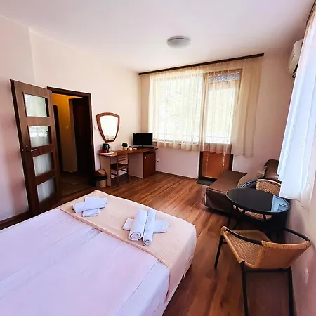 Family Helios Солнечный берег